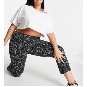 Plus Size Bootleg Floral Pants